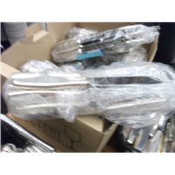 HEAVY FLAT PATTERN:  FISH KNIVES - PER BUNDLE (AS THEY COME)