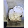 Image 1 : ASSORTED LINEN BAGS - CONTENTS OF TOTE