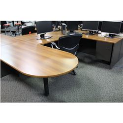 CHERRY AND GREY U-SHAPE EXECUTIVE DESK RH