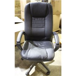 LEATHERETTE COMPUTER CHAIR