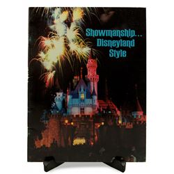 SHOWMANSHIP DISNEYLAND STYLE 1973 Cast-Member Orientation Booklet