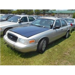 2006 FORD CROWN VICTORIA, S/N 2FAHP71W06X147283, V8 GAS, A/T, ODOMETER READING 262,032 MILES