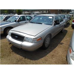 2009 FORD CROWN VICTORIA, S/N 2FAHP71V09X100654, V8 GAS, A/T, ODOMETER READING 180,555 MILES