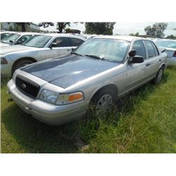 2007 FORD CROWN VICTORIA, S/N 2FAHP71W77X158864, V8 GAS, A/T, ODOMETER READING 196,984 MILES