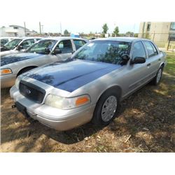 2007 FORD CROWN VICTORIA, S/N 2FAHP71W37X144976, V8 GAS, A/T, ODOMETER READING 197,527 MILES