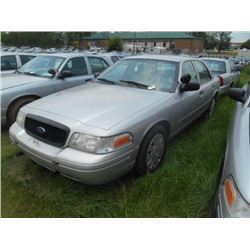 2006 FORD CROWN VICTORIA, S/N 2FAHP71WX6X147212, V8 GAS, A/T