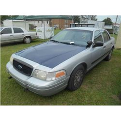 2003 FORD CROWN VICTORIA, S/N 2FAHP71W43X209229, V8 GAS, A/T, ODOMETER READING 183,495 MILES