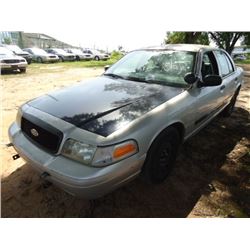 2004 FORD CROWN VICTORIA, S/N 2FAHP71W14X173789, V8 GAS, A/T, ODOMETER READING 185,715 MILES