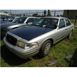 2006 FORD CROWN VICTORIA, S/N 2FAHP71W86X147225, V8 GAS, A/T
