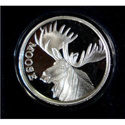 "MOOSE" ON A BEAUTIFUL HIGH QUALITY ONE OUNCE .999 SILVER ART ROUND