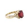 Image 2 : 14KT Yellow Gold 3.95 ctw Ruby and Diamond Ring