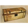 Image 1 : Buffalo Bill Tacked Trunk