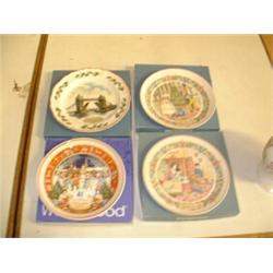 4 VARIOUS WEDGWOOD COLLECTOR PLATES "TOWER BRIDGE", "CHRISTMAS 79", "CHRISTMAS 87" AND "CHRISTMAS...