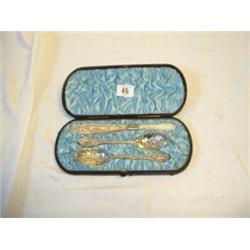3 PIECE JAM SET AND CASE COMPRISING: M O P HANDLED BUTTER KNIFE AND 2 JAM SPOONS...