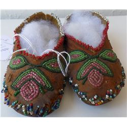 Beaded Childs Moccasins