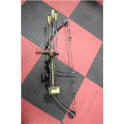 COMPOUND BOW W/ 3 ARROWS & 2 ARROWHEADS