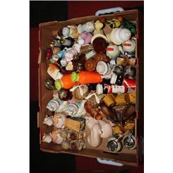 FLAT OF ESTATE  COLLECTABLE SALT & PEPPER SHAKERS