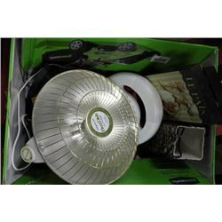 BOX WITH LAMP/ ACCESSORIES & HEATER