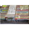 Image 1 : BOX OF 100 ARCHIE DIGEST COMICS
