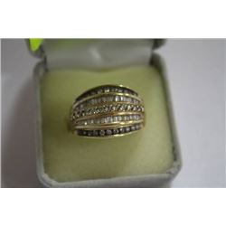 14K GOLD DIAMOND RING