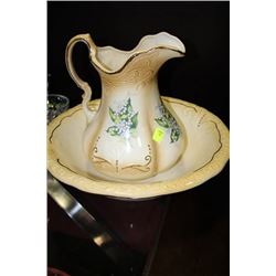 STAMPED RS PRUSSIA JUG & BASIN