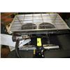 Image 1 : MR HEATER PROPANE HEATER