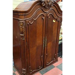 ARMOIRE