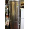 Image 1 : GE STAINLESS STEEL 18CU. LOFT FRIDGE