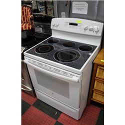 GE 5 BURNER CERAMIC TOP STOVE / CONVECTION OVEN