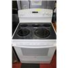 Image 2 : GE 5 BURNER CERAMIC TOP STOVE / CONVECTION OVEN