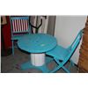 Image 1 : SMALL OUTDOOR SPOOL TABLE WITH 2 CHAIRS