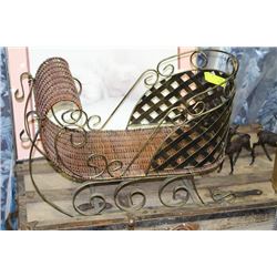 METAL AND WICKER SLEIGH ORNAMENT