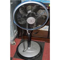 WEATHER WORKS FLOOR FAN
