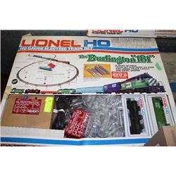 LIONEL HO SCALE ELECTRONIC TRAIN SET