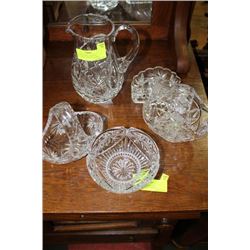 5 PCES PINWHEEL CRYSTAL INCLUDING 2 HANDLED BASK-