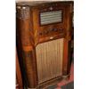 Image 1 : WESTINGHOUSE FLOOR MODEL RADIO