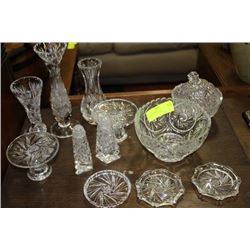12 PCES PINWHEEL CRYSTAL INCLUDING 3 COASTERS, 3