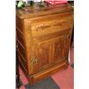 Image 1 : OAK LATE 19TH CENTURY FULLY RESTORED ICE BOX