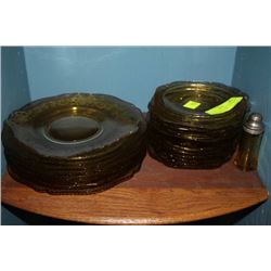 ESTATE LOT OF 23 PCES OF YELLOW DEPRESSION GLASS