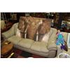 Image 2 : HIGH QUALITY BEIGE LEATHER 91" SOFA