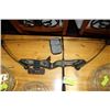 Image 1 : HOYT COMPOUND BOW (U.S.A.)