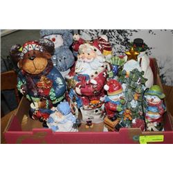 FLAT OF CHRISTMAS ORNAMENTS