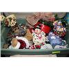 Image 1 : LARGE TOTE OF CHRISTMAS ORNAMENTS