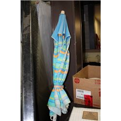 MULTI- COLOR PATIO TABLE UMBRELLA