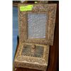 Image 1 : JEWELRY BOX W/ PICTURE FRAME