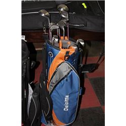 SET OF LADIES GOLF CLUBS WITH CALLAWAY BAG