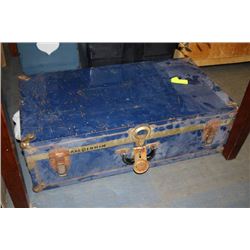 BLUE METAL TRAVEL TRUNK