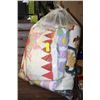 Image 1 : BAG OF 3 PATCHWORK QUILTS