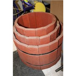 SET OF 3 WOOD PLANTERS