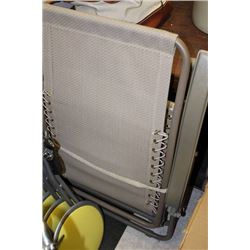 OUTDOOR FULL LENGTH LAWN CHAIR W/ PILLOW